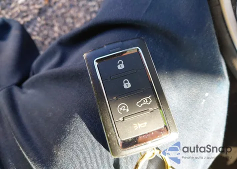 2024 Jeep Grand Cherokee Limited 4X4 z USA, uszkodzony, nr VIN 1C4RJHBG9R8946948